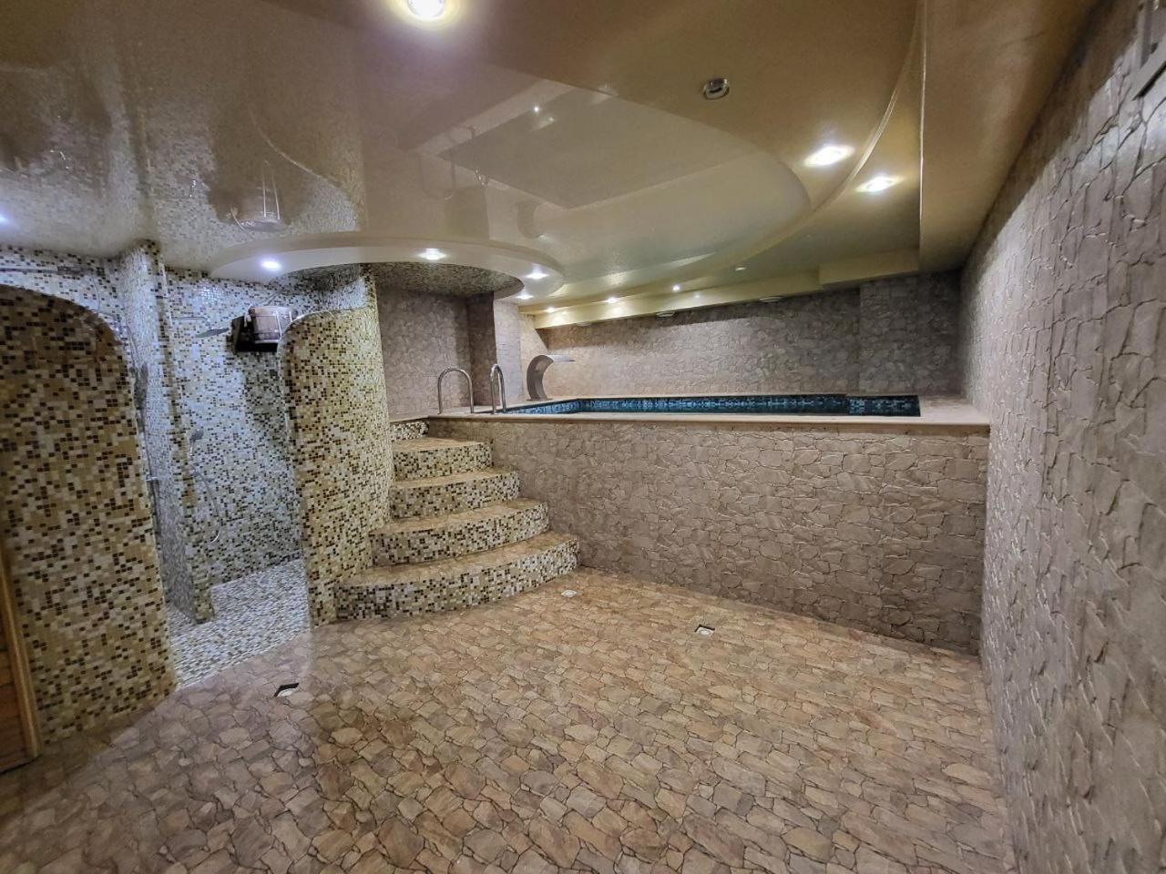 Hotel Амстердам à Khmelʼnytsʼkyy Extérieur photo